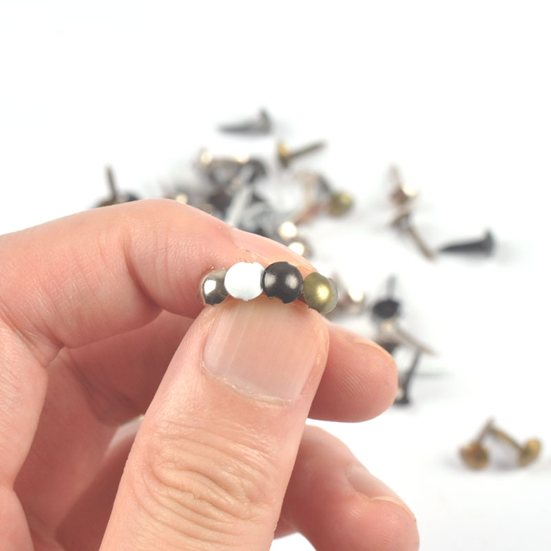 100 Pezzi Mini Brads in Metall - Embellishments For Scrapbooking recensione e prezzo